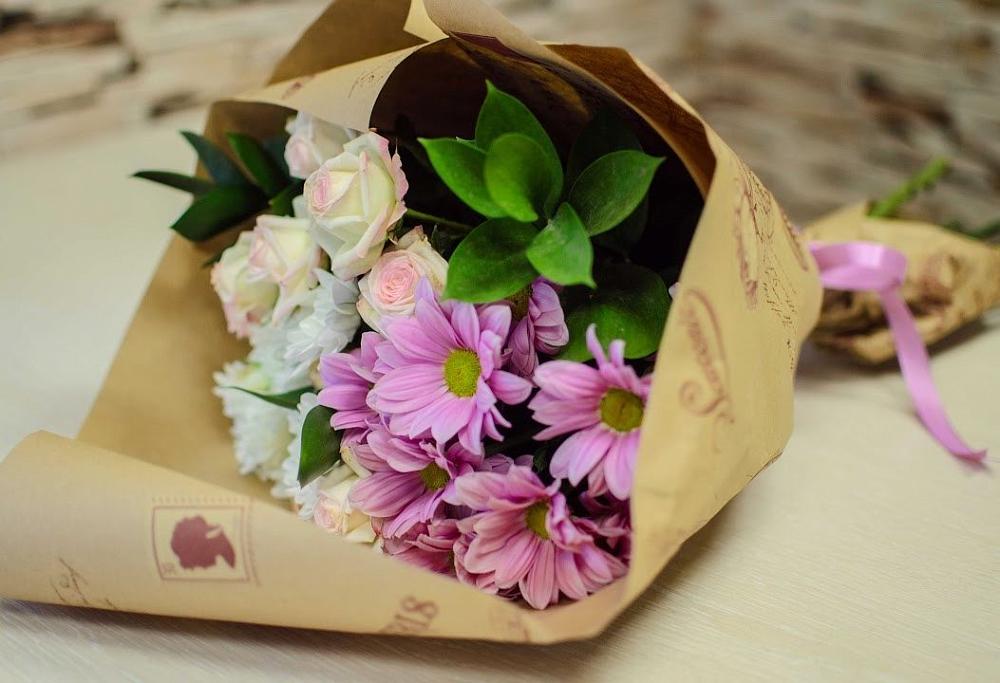 Букет цветов из: Розы и Хризантемы в Инженерный-1