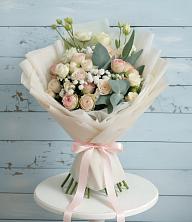 Букет цветов из:  Розы и Лизиантусы в Инженерный-1