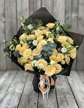 Букет цветов из:  Розы и Лизиантусы #REPLACE_PRED# Инженерный-1