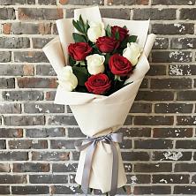 Букет цветов из:  Розы в Инженерный-1