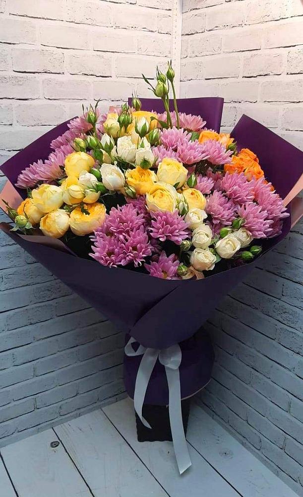 Букет цветов из: Хризантемы и Розы в Инженерный-1
