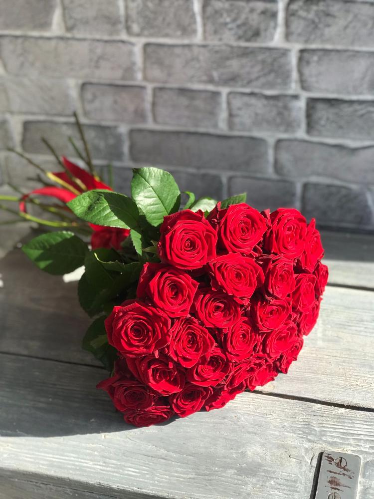 Букет Красные розы Фридом в Инженерный-1