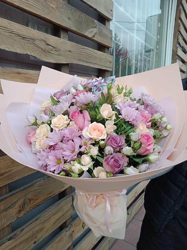 Букет цветов из: Розы и Хризантемы в Инженерный-1