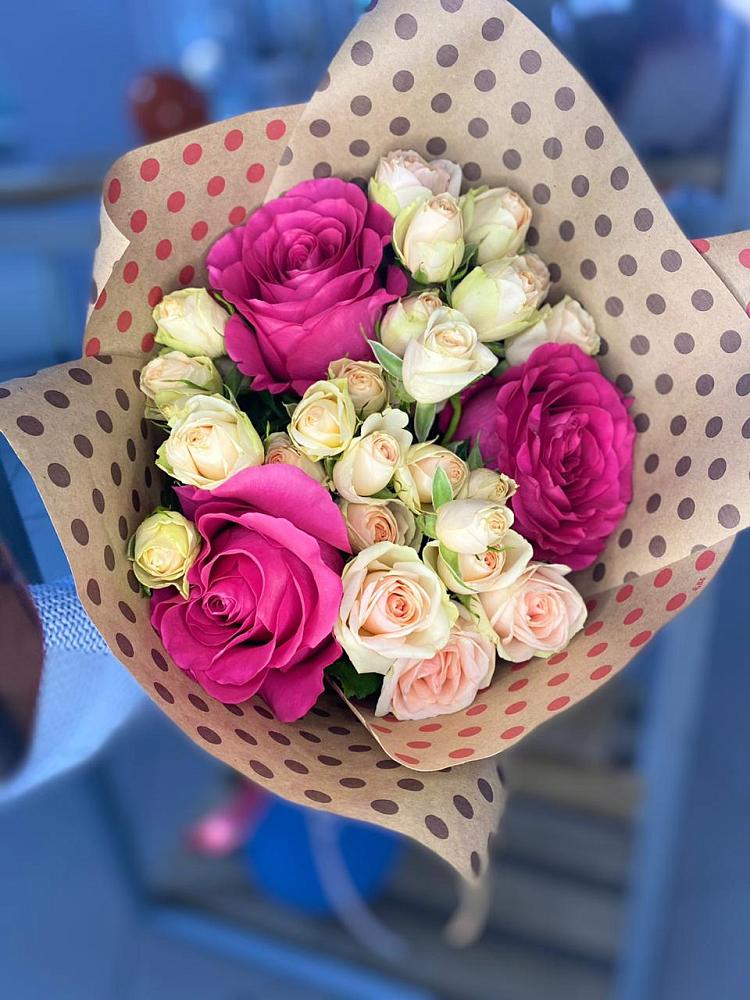 Букет цветов из: Розы в Инженерный-1