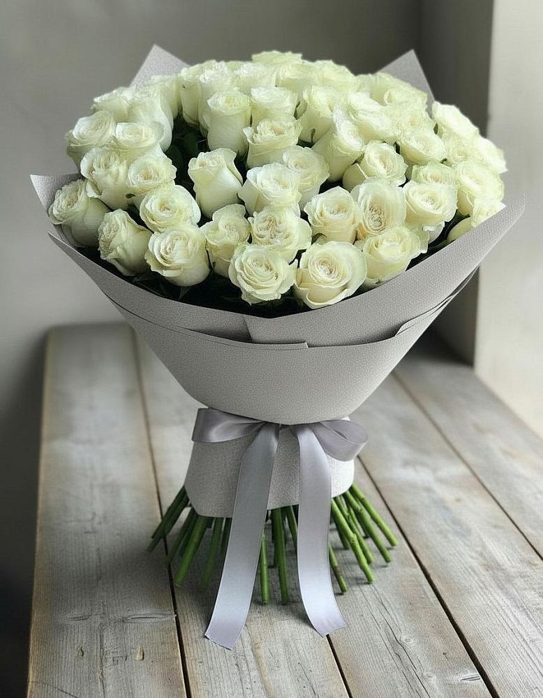 Букет 35 Белых роз в Инженерный-1