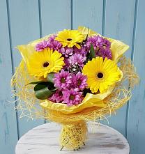 Букет цветов из:  Хризантемы и Герберы в Инженерный-1