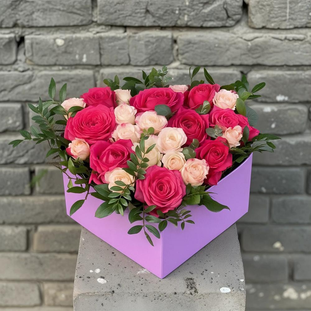 Цветочная композиция из Розы в коробке в Инженерный-1