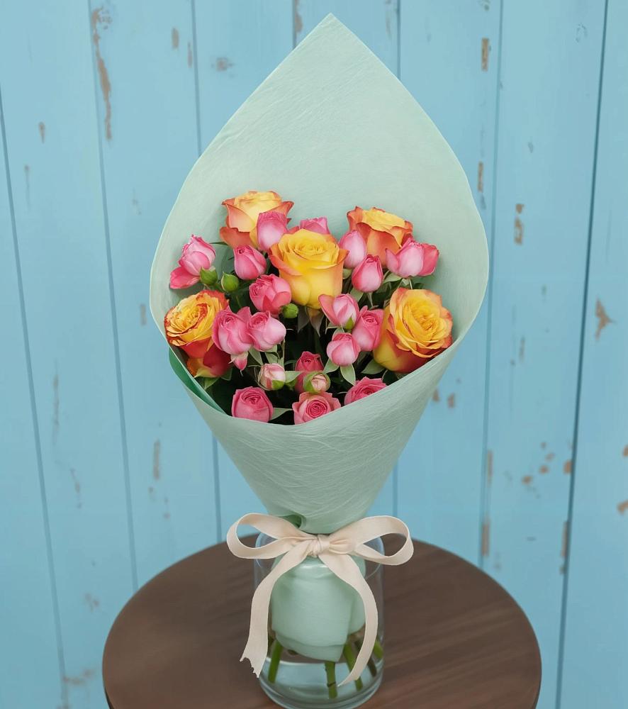 Букет цветов из: Розы в Инженерный-1