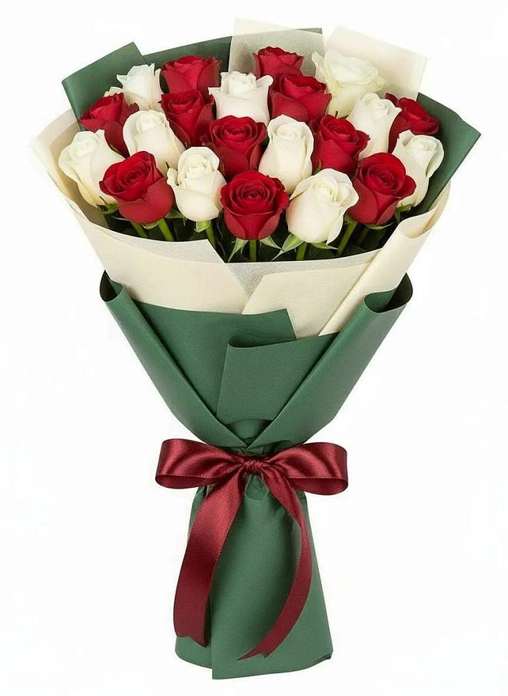 Букет Микс из красных и белых роз в Инженерный-1