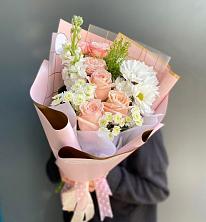 Букет цветов из:  Хризантемы и Розы в Инженерный-1