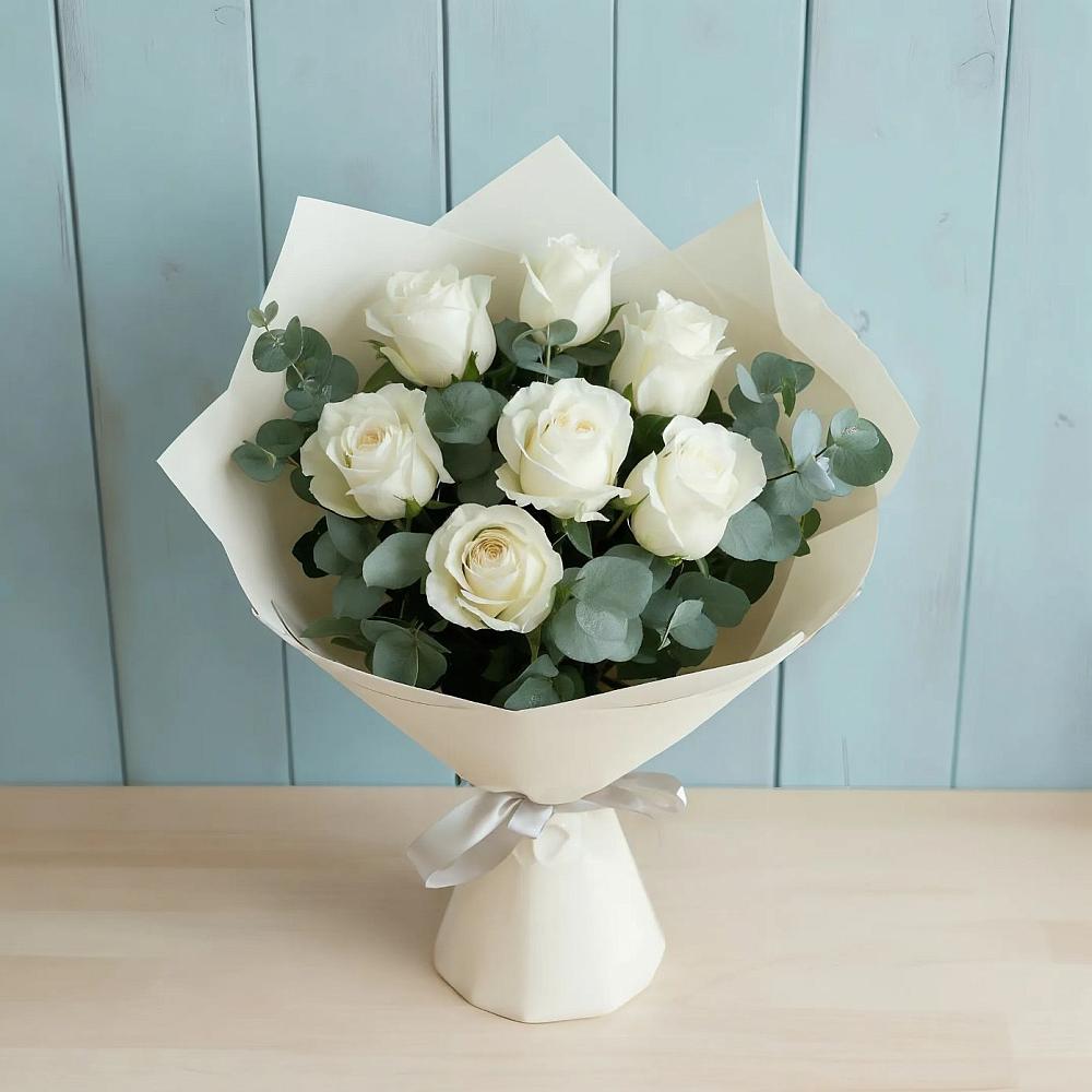 Букет Белые розы в Эвкалипте в Инженерный-1