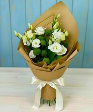 Букет цветов из:  Хризантемы и Лизиантусы в Инженерный-1