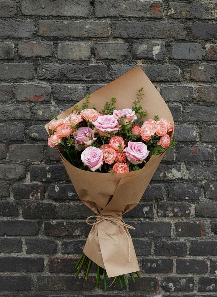 Букет цветов из: Розы в Инженерный-1