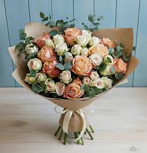 Букет цветов из:  Альстромерии и Розы в Инженерный-1