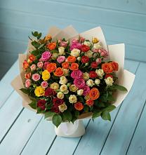 Букет Микс из разноцветных кустовых роз в Инженерный-1